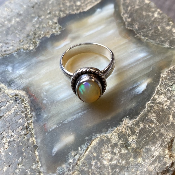 Genuine Ethiopian Opal Gemstone Ring, 925 Sterling Silver - Picture 5 of 16